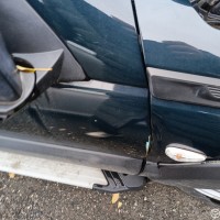 Передняя правая дверь