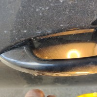 Передняя левая дверь