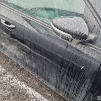 Передняя правая дверь