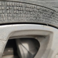 Переднее левое колесо