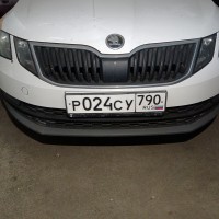 Передний бампер