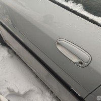 Передняя левая дверь