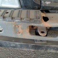 Передний бампер