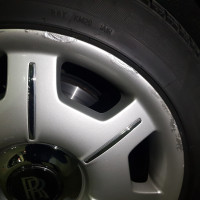 Заднее левое колесо