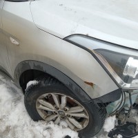 Переднее правое крыло