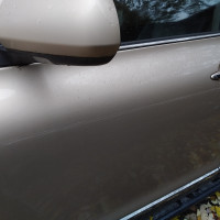 Передняя левая дверь