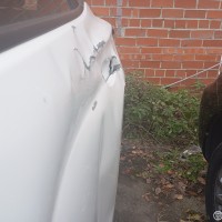 Задняя левая дверь