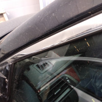 Передняя левая дверь