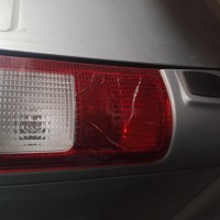 Левый задний фонарь