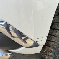 Передний бампер