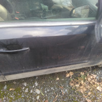 Передняя правая дверь