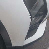 Передний бампер