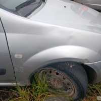 Переднее правое крыло