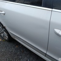 Задняя правая дверь