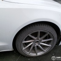 Переднее правое крыло