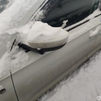 Передняя левая дверь