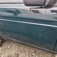 Передняя правая дверь