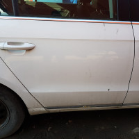 Задняя правая дверь