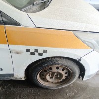 Переднее правое крыло