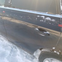 Задняя левая дверь