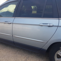 Задняя левая дверь