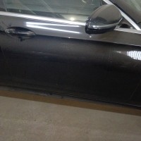 Передняя правая дверь