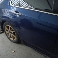 Задняя правая дверь