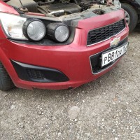 Передний бампер