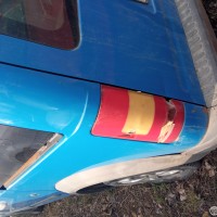 Левый задний фонарь