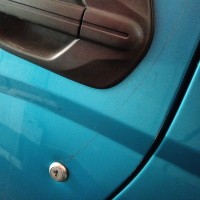 Передняя левая дверь