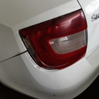 Левый задний фонарь