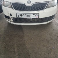 Передний бампер