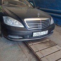 Передний бампер