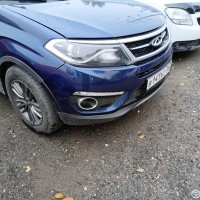 Передний бампер