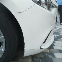 Передний бампер