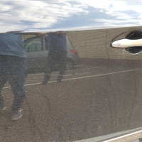 Передняя левая дверь