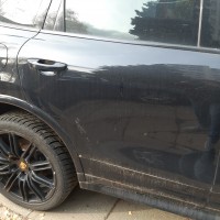 Задняя правая дверь