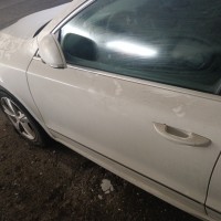 Передняя левая дверь