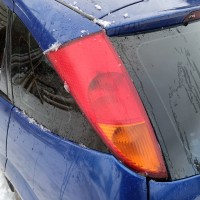 Левый задний фонарь