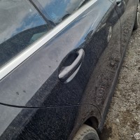 Задняя правая дверь