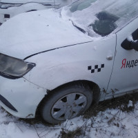 Переднее левое крыло