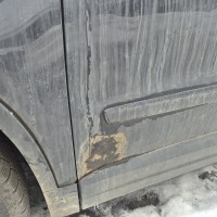 Передняя левая дверь