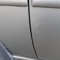 Передняя левая дверь