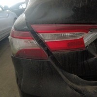 Левый задний фонарь