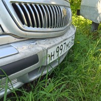 Передний бампер