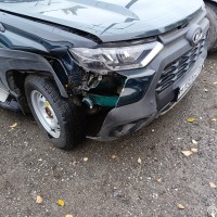 Передний бампер