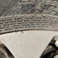 Заднее левое колесо