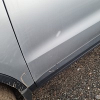 Передняя левая дверь