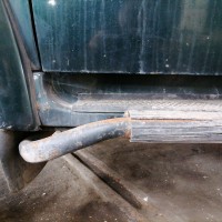 Левый порог