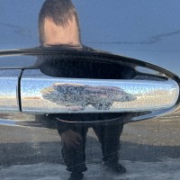 Передняя правая дверь